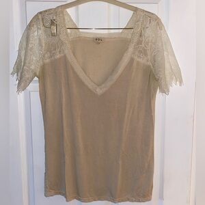 Lace V-Neck T-shirt